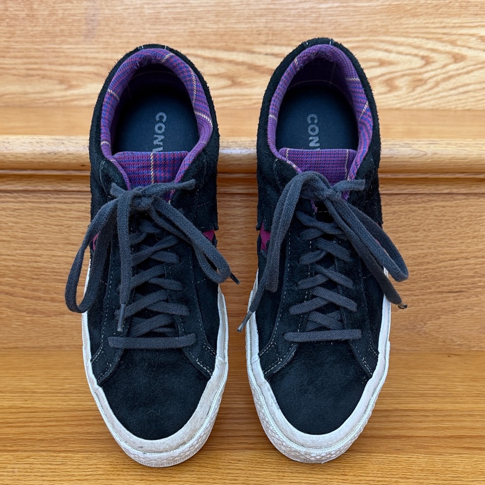 Converse Suede One Star Sneakers Men’s 8, Women’s 10